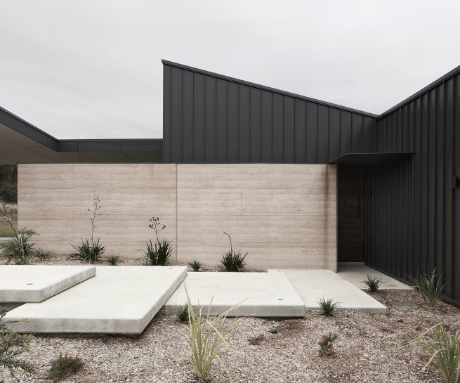Source Architects Balance House